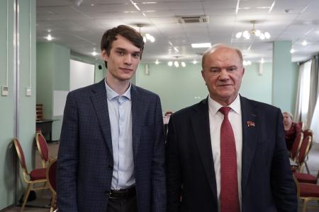 Председатель ЦК КПРФ Г.А. Зюганов провел занятие в Центре политической учебы