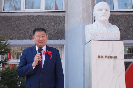 Республика Бурятия: Первомай шагает по планете…