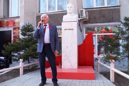 Республика Бурятия: Первомай шагает по планете…