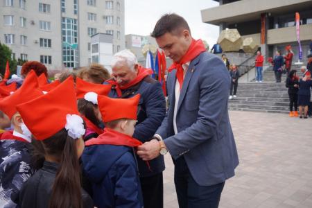 Лидер ставропольских коммунистов Виктор Гончаров: Вековой опыт Пионерии бесценен для современных школьников!