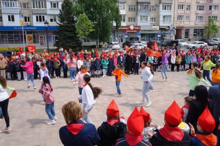 Лидер ставропольских коммунистов Виктор Гончаров: Вековой опыт Пионерии бесценен для современных школьников!
