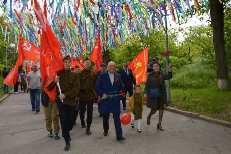 Коммунисты Калмыкии широко отметили День Победы