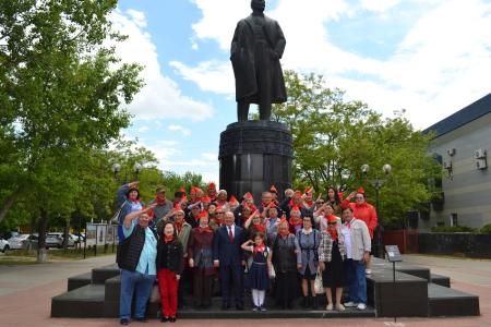 100-летний юбилей пионерии в Калмыкии