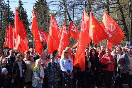 Коммунисты Удмуртии отмечают День Победы