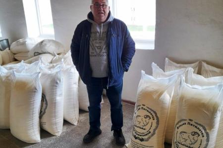 Лидер ставропольских коммунистов Виктор Гончаров: Неоценимую поддержку в формировании гуманитарной помощи от края оказывают колхозы!