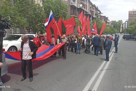 Партии, входящие в СКП-КПСС, провели праздничные первомайские демонстрации