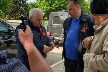 Делегация КПРФ во главе с Казбеком Тайсаевым с рабочим визитом прибыла в Донбасс