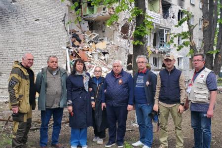 Делегация КПРФ во главе с Казбеком Тайсаевым с рабочим визитом прибыла в Донбасс