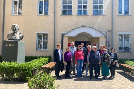 В рамках визита на Донбасс делегация КПРФ под руководством Казбека Тайсаева посетила ЛНР