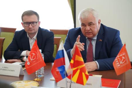 Казбек Тайсаев встретился с представителями левых сил Северной Македонии