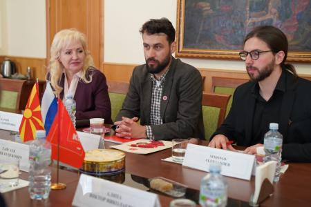 Казбек Тайсаев встретился с представителями левых сил Северной Македонии