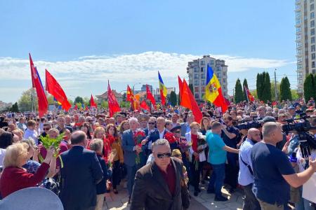 Компартии, входящие в СКП-КПСС, приняли участие в мероприятиях в честь дня Великой Победы
