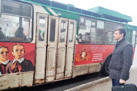 В Иваново начал курсировать пионерский троллейбус