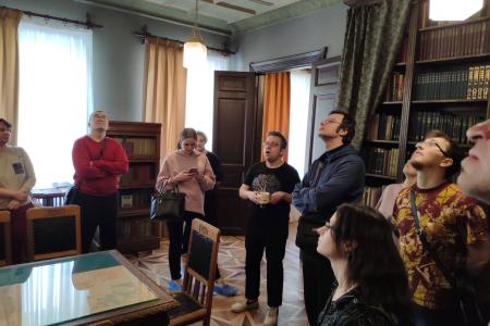 Организация «РУСО» в Москве организовала экскурсию в музее-квартире Г.М. Кржижановского