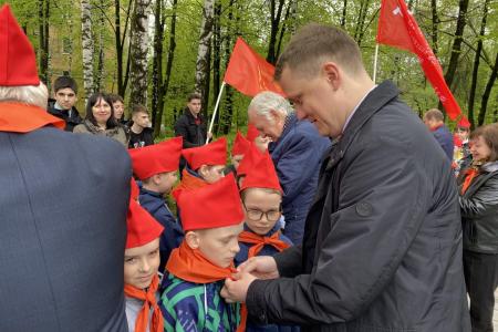 Вековой юбилей Пионерии в Рязани отметили праздничной линейкой
