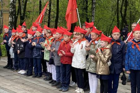 Вековой юбилей Пионерии в Рязани отметили праздничной линейкой