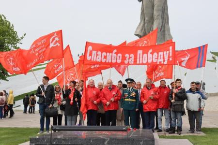 Возложения в честь 77-й годовщины Победы в Великой Отечественной войне в Сталинграде