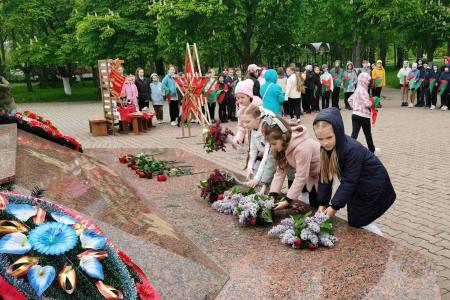 Казбек Тайсаев: партии, входящие в СКП-КПСС, отпраздновали юбилей пионерии
