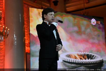 Г.А. Зюганов: "Самые яркие страницы в жизни страны Советов связаны с пионерией и комсомолом". В Москве прошел праздничный вечер-концерт, посвященный 100-летию Пионерии