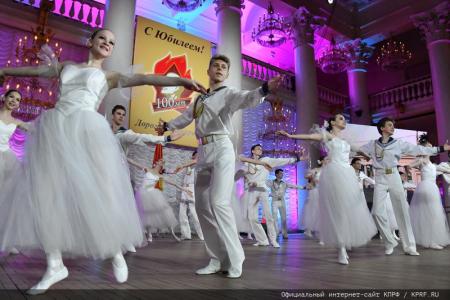 Г.А. Зюганов: "Самые яркие страницы в жизни страны Советов связаны с пионерией и комсомолом". В Москве прошел праздничный вечер-концерт, посвященный 100-летию Пионерии