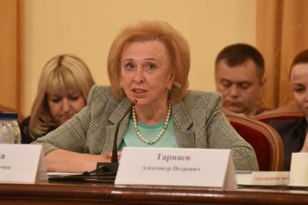 КПРФ в Госдуме провела круглый стол, посвященный решению проблем пчеловодства