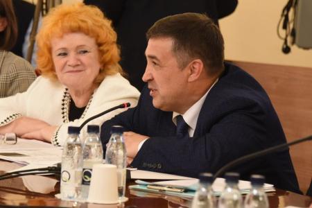 КПРФ в Госдуме провела круглый стол, посвященный решению проблем пчеловодства