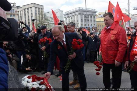 Солидарность во имя жизни!