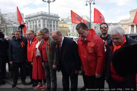 Солидарность во имя жизни!