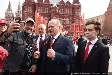 Г.А. Зюганов: С праздником Победы!