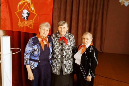 Десятки юных амурчан вступили в ряды пионерской организации в день её юбилея