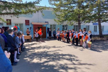 Десятки юных амурчан вступили в ряды пионерской организации в день её юбилея