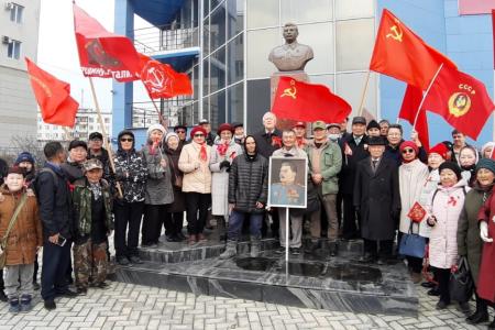 Митинги коммунистов Якутии в День Победы