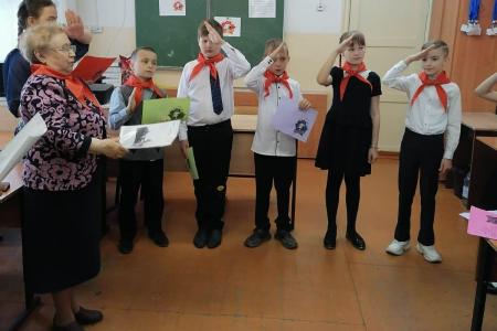 Амурская область. Ещё восемь ребят пополнили пионерскую дружину Константиновского района