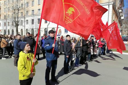 Коммунисты Архангельской области достойно встретили 77-ю годовщину Великой Победы