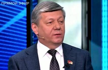 Дмитрий Новиков на Первом канале: «Борцы с советским наследием прикрывают возрождение фашизма»