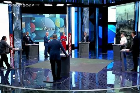 Дмитрий Новиков на Первом канале поздравил всех с Днём Победы и рассказал, что благодаря левым у России много друзей