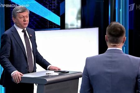 Дмитрий Новиков на Первом канале: «Борцы с советским наследием прикрывают возрождение фашизма»