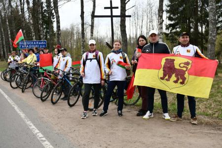 Компартии, входящие в СКП-КПСС, приняли участие в мероприятиях в честь дня Великой Победы