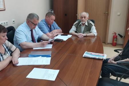 Московская область. Депутат-коммунист Александр Наумов провел приём граждан в Домодедово