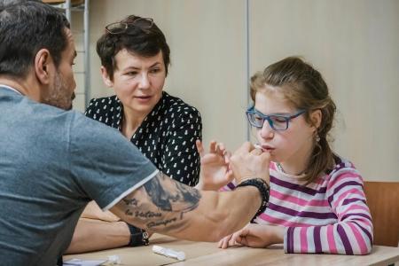 Александр Ющенко в гостях у особенных ребят из Свято-Софийского социального дома