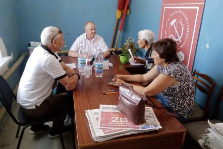 В Волгограде и области прошел Единый день приема граждан депутатами-коммунистами