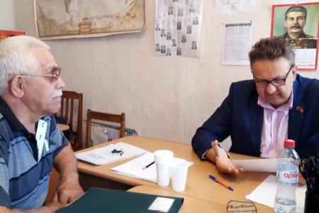 В Волгограде и области прошел Единый день приема граждан депутатами-коммунистами