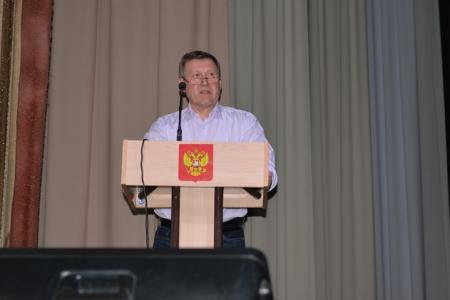 «Красное Знамя над непокоренным Донбассом»: В Новосибирске прошла премьера фильма о событиях в ЛДНР