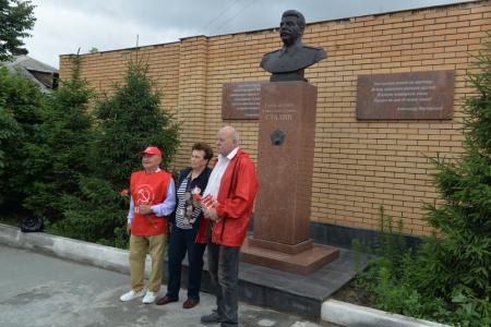 В Новосибирске прошел автопробег, посвященный началу Великой Отечественной войны