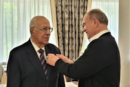 Геннадий Зюганов и его заместители встретились с делегацией Кубы во главе с зампредседателя Совета Министров страны Рикардо Кабрисасом