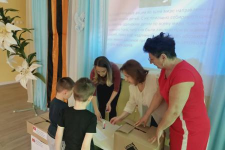 Тульские коммунисты поздравили детей с праздником