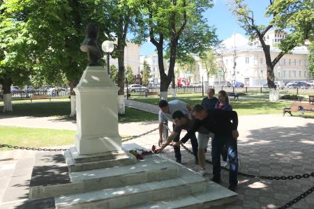 Тульские коммунисты отметили День русского языка