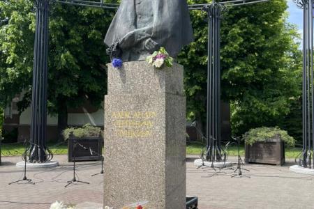 Коммунисты Калининграда: Пушкин и сегодня ничуть не потерял своей актуальности