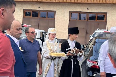 Пушкинские дни на Северном Кавказе. Прибытие делегаций в Северную Осетию. Фоторепортаж