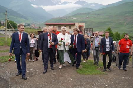 Владимир Кашин и Казбек Тайсаев прибыли в Северную Осетию для участия в праздничных мероприятиях и семинаре-совещании